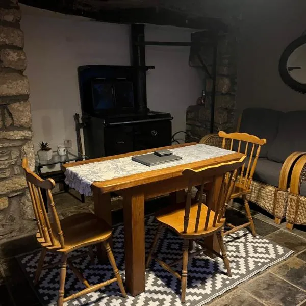 Lanigans cottage, hotel v destinaci Fiddaun Bridge