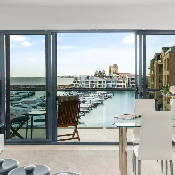 Marina Views Free Parking Beachside & Seaview, hotel a Glenelg