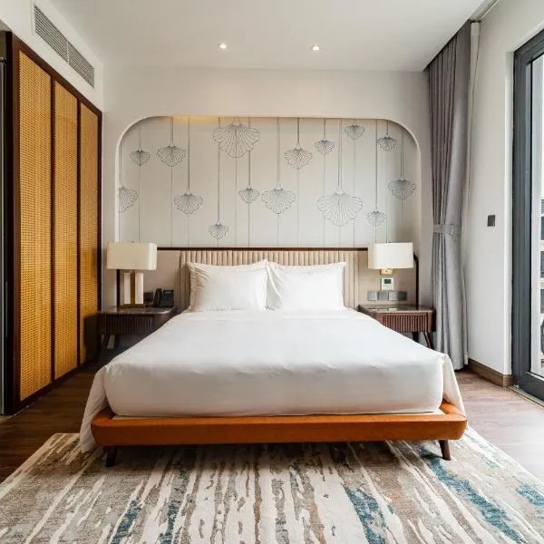 Ocean Senses Hotel, hotel in Ðông Thôn