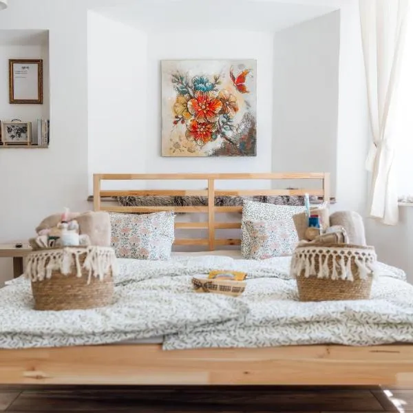 Apartma Roner, хотел в Podbrdo