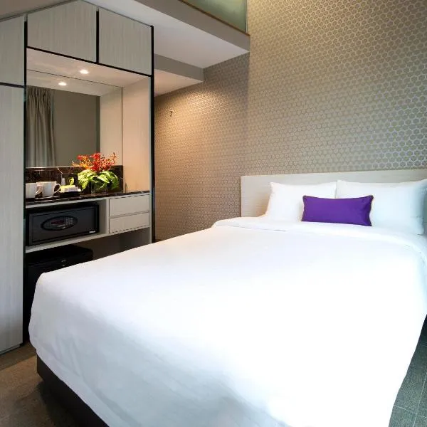 V Hotel Bencoolen: Singapur'da bir otel