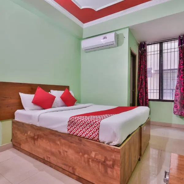OYO Hotel Happy Journey, ξενοδοχείο σε Hājīpur
