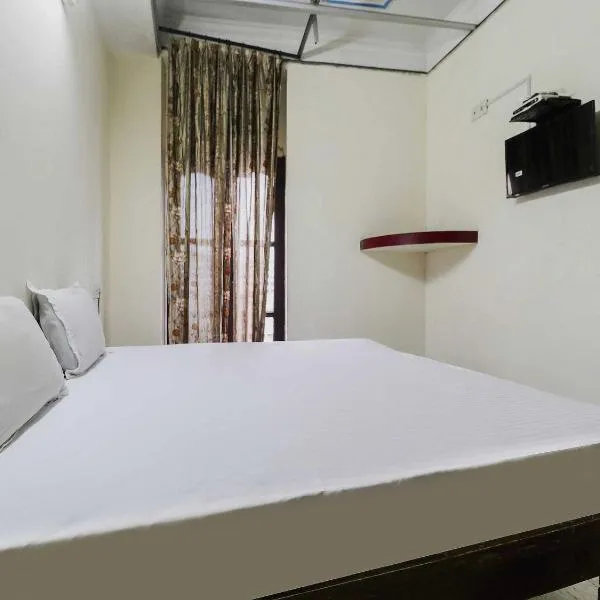 OYO 48765 Hotel Amandeep, viešbutis mieste Ludhiana