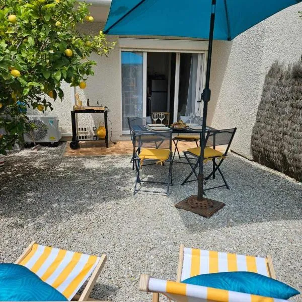 Studio cosy avec jardin à proximité de la plage, hotel a Canet-en-Roussillon