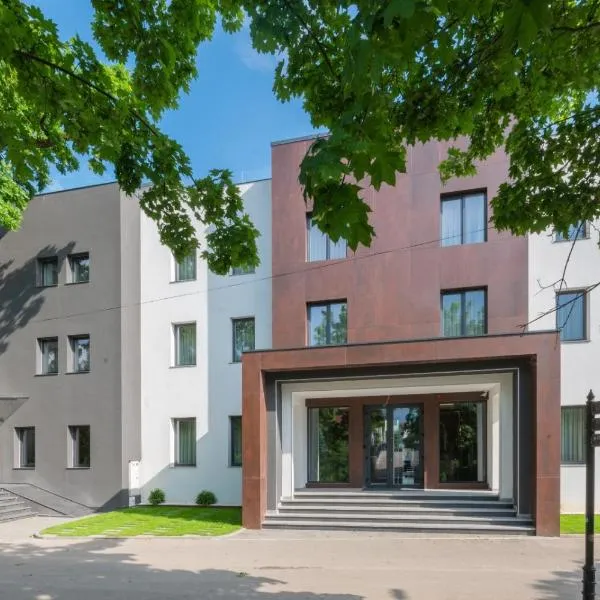 Hotel Codrişor, hotel v destinaci Bistriţa
