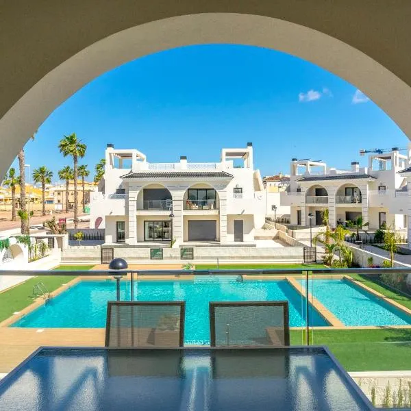 PLATINUM EXCELLENT PENTHOUSE x, hotel in Ciudad Quesada