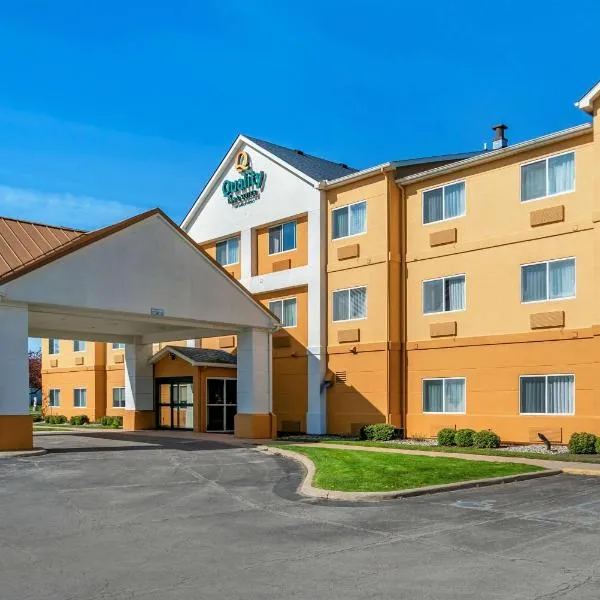 Quality Inn & Suites, hotel v destinaci Bay City