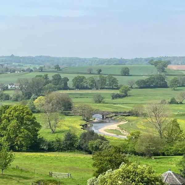 Otter Holt, beautiful East Devon, hotell i Tipton Saint John