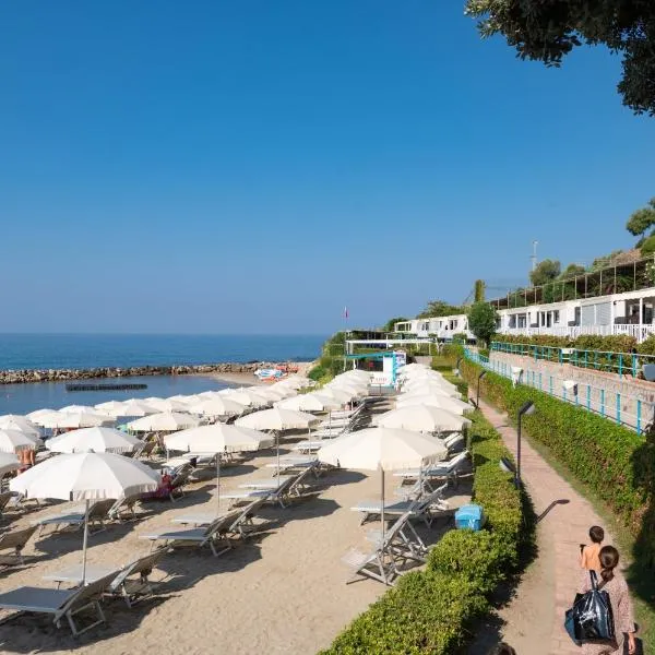 Resort Baia del Silenzio, hotell sihtkohas Pisciotta