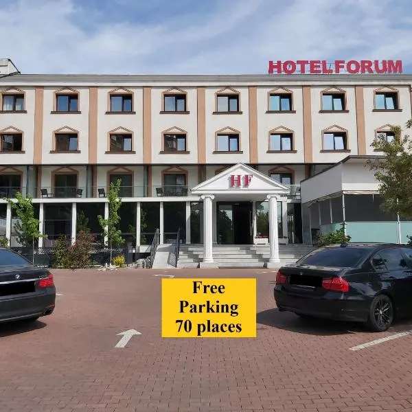 Hotel Forum, hotelli kohteessa Ploieşti