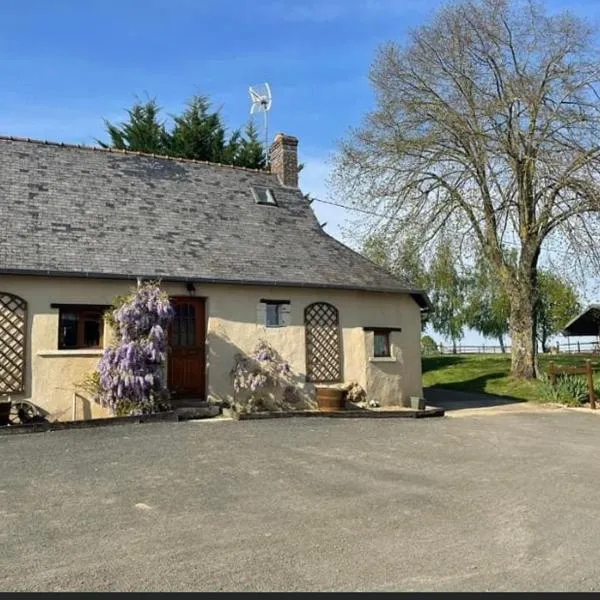 LE COTTAGE 72 - Les contensières, hotel v destinácii Saint-Vincent-du-Lorouër