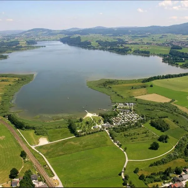 Hotel Berg – hotel w mieście Seekirchen am Wallersee