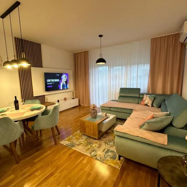 Violet deluxe, hótel í Niš