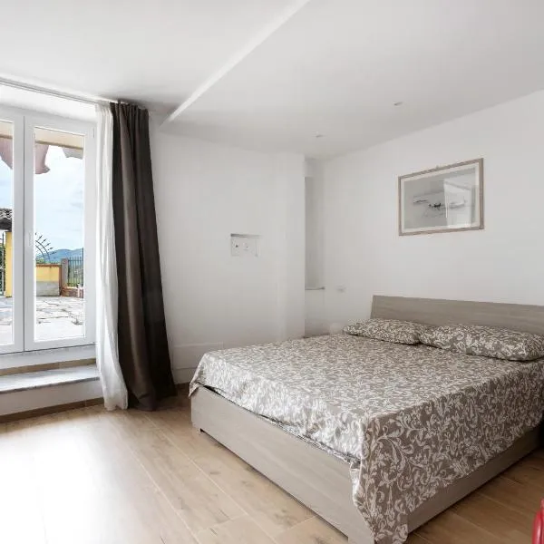 Casa Marisa, hotel in Sarzana