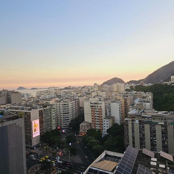Studio a pé p o Mar, com Piscina em Copacabana