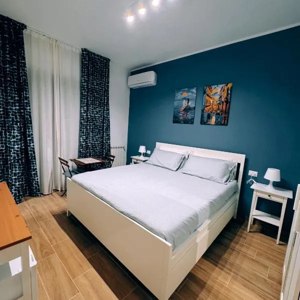EllePì Rooms, hotel di Naples