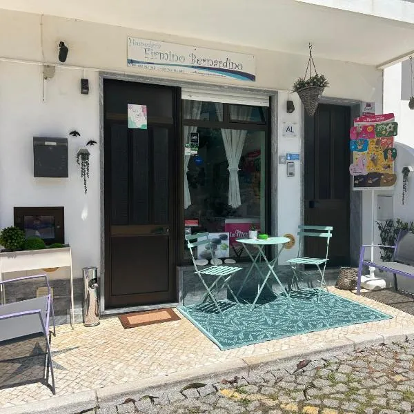 Hospedaria Firmino Bernardino, hotel v destinaci Odeceixe