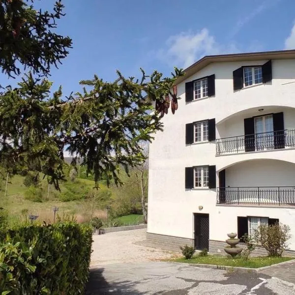Monte Cucco B&B, hotel v destinaci Scheggia e Pascelupo