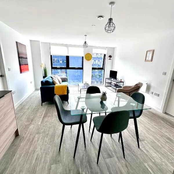 Fresh 2Bed 2Bath Apartment 2mins drive to Man Utd Stadium, hotell Manchesteris
