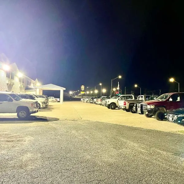 Heritage Inn & Suites, hotel a Ripley
