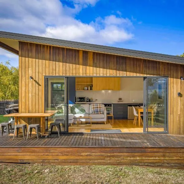 Herlihys On Huon - Cabin 1, hotel v destinaci Lymington
