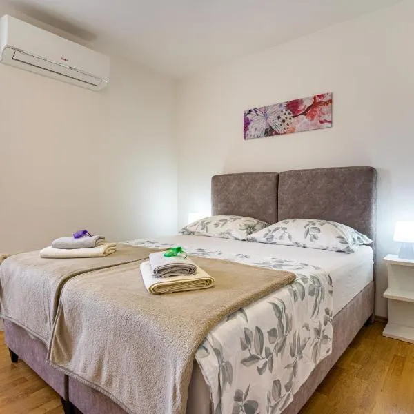 The Rožolina room, hotel v Cresi