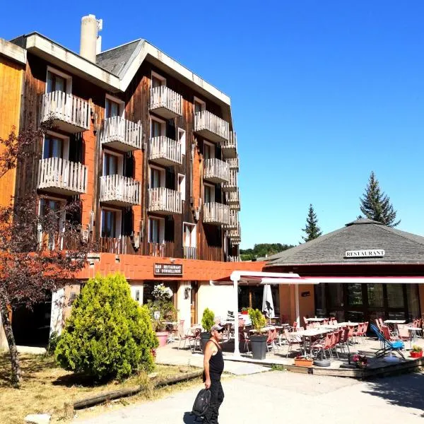 Hôtel Espace Montclar, hotel en Montclar