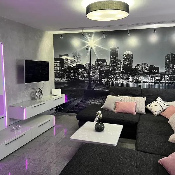 Ferienwohnung Sandra, hotel v destinaci Paderborn