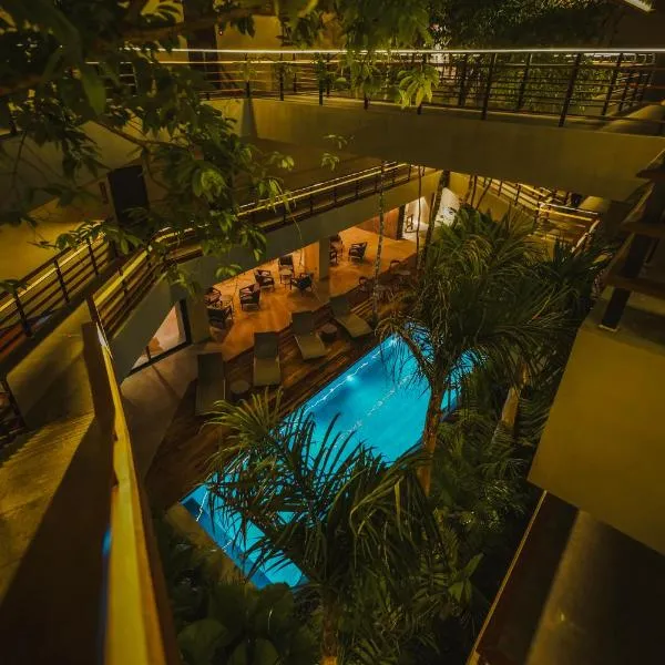 Piece Lio from Japan Managed by H Hospitality Group, hotel in El Nido