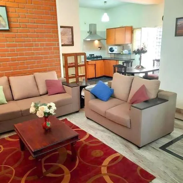 Two Bedroom Independent Als Home, hotel v destinaci Bengalúr