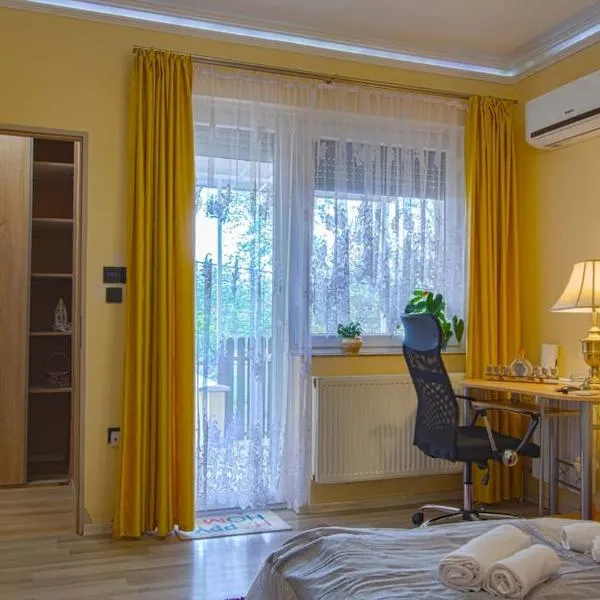 Outdoor Adventure Smart Riverside Pet Friendly, hotel en Budapest