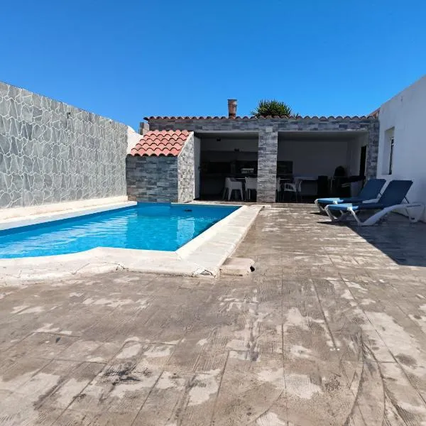 베니카를로에 위치한 호텔 Chaletpiscina