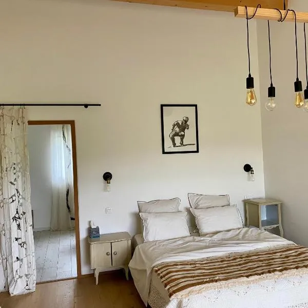 Maison Pivoine, hotel en Sault