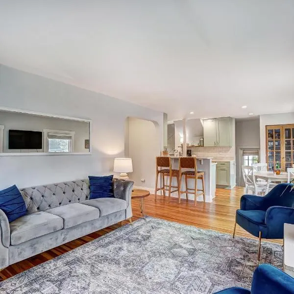 The Meeker House (Charming 3/4 Bedroom Home), hotel in Bowling Green