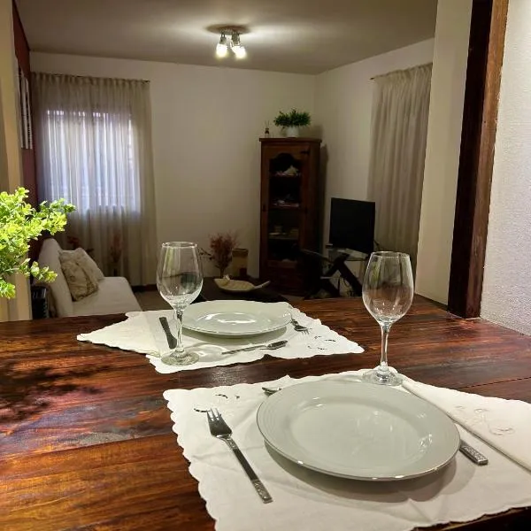 Mendoza C&D, hotel in Godoy Cruz