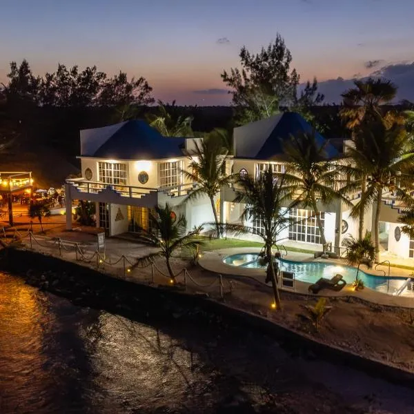 Casa Cenote Hotel, hotel in Tankah