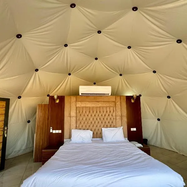 Jabal Rum Camp, hotel a El Quweira