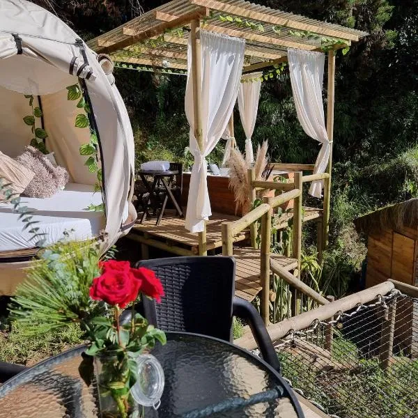 Levit Glamping - Hotel Guatapé ADULTS ONLY, hotell i Guatapé