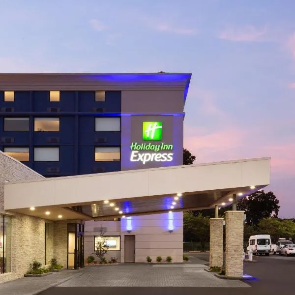 Holiday Inn Express Atlanta Airport - North, an IHG Hotel โรงแรมในแอตแลนตา