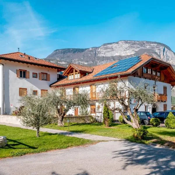 Antico Fienile Agritur, hotel em Mezzocorona