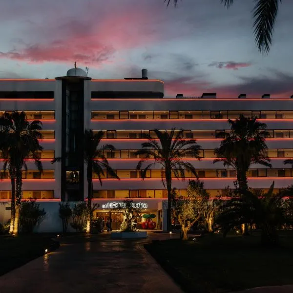 El Hotel Pacha、Can Furnetのホテル