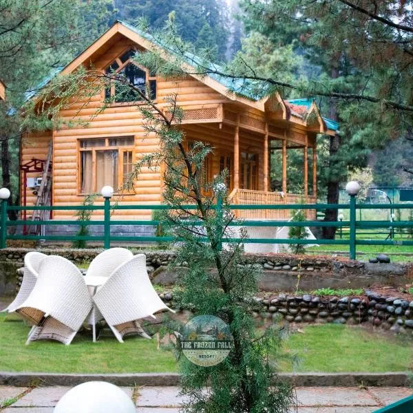 The Frozenfall Resort, מלון בגולמארג