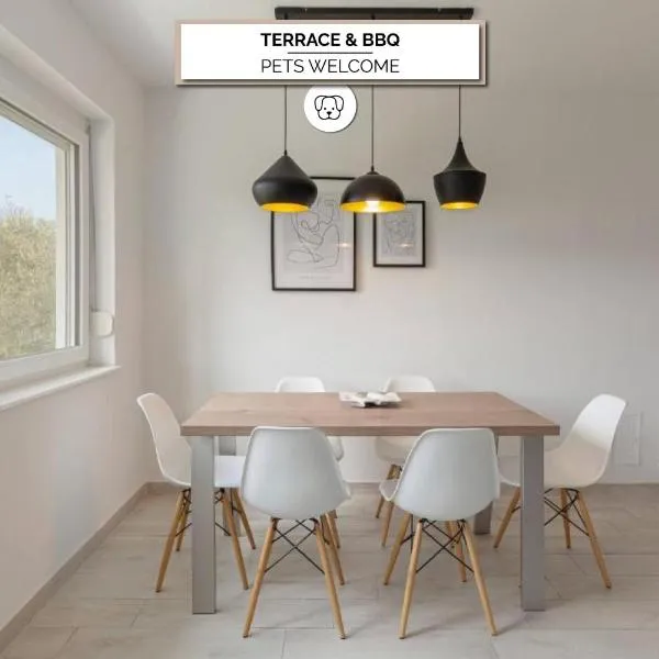 Bright Apartment, hotel in Koper
