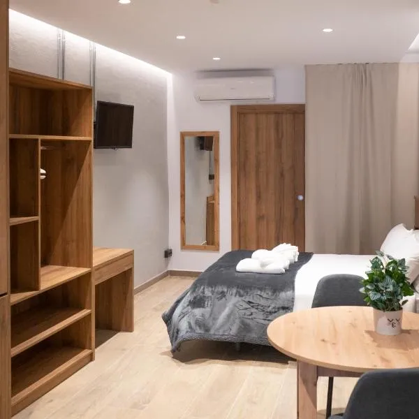 Monturiol Apartaments, hotel in Barcelona