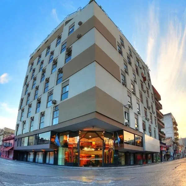 Provincial Plaza Hotel, hótel í Salta