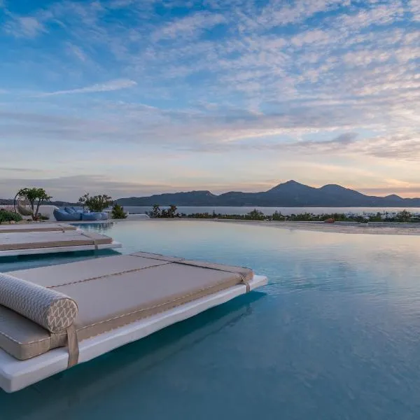 Blu Suites and Studios, hotel en Adamas