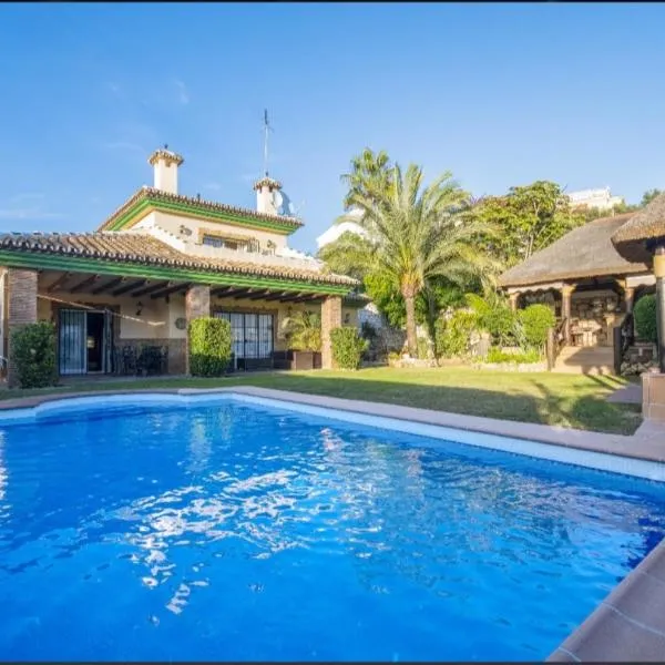 Villa For Families los Agaves, hotell i La Cala de Mijas