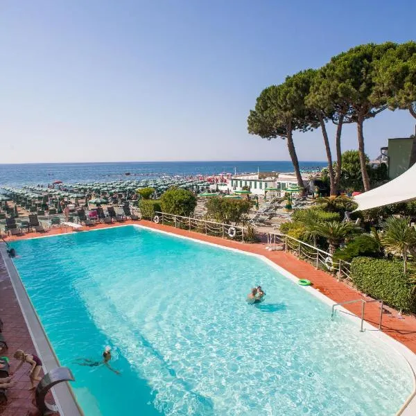 Hotel Gabriella – hotel w mieście Diano Marina