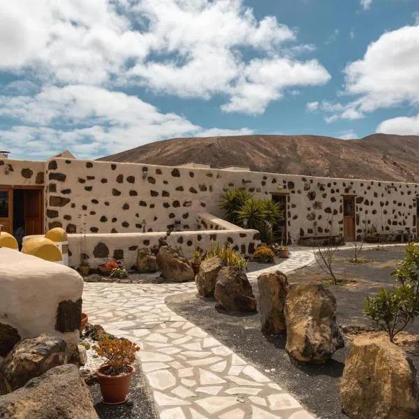 Hotel Rural El Cabo, hotel v destinaci Villaverde