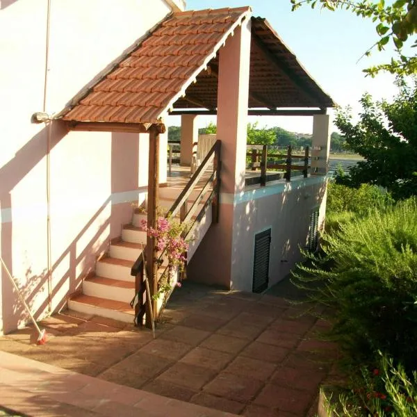 Bouganville Valledoria – hotel w mieście Valledoria